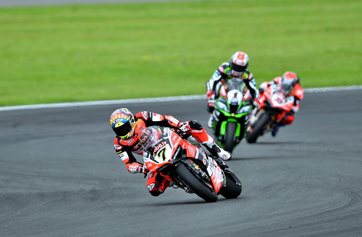 motori360_davies_lausitzring_chaz-davies-jonathan-rea-marco-melandri