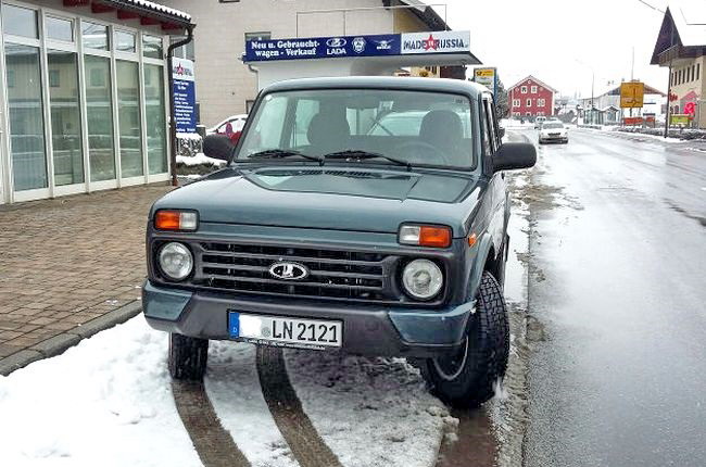 25_UAZ