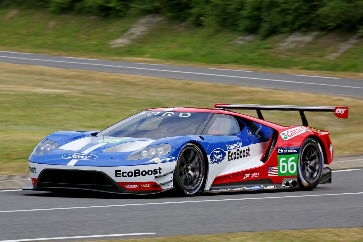 Ford GT